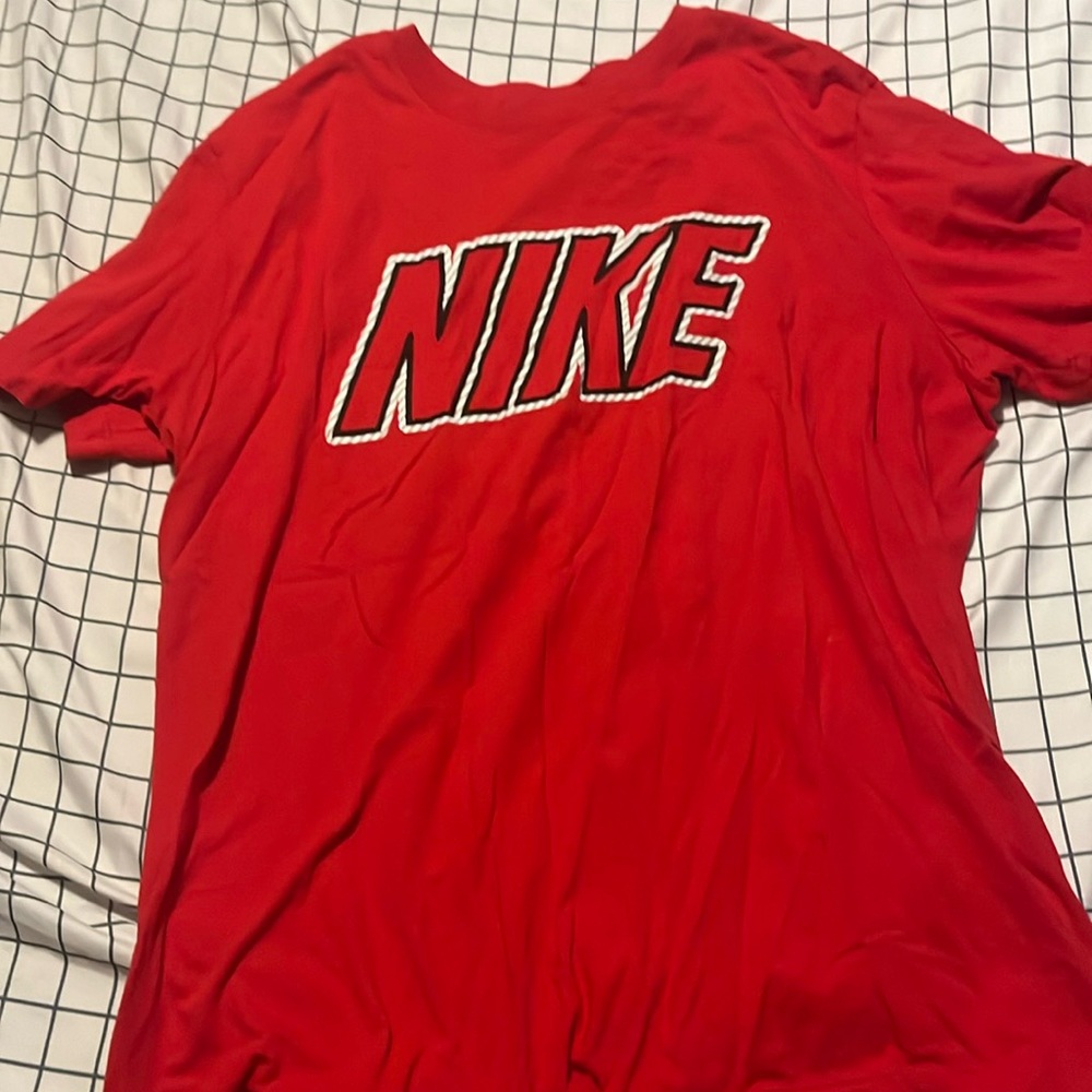 Nike T Shirt